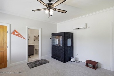 Welcome to this move-in ready lakefront home in desirable - photo 42
