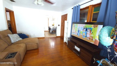 Don't miss this turnkey 3-bedroom, 2-bathroom, 1,208 sqft - photo 12