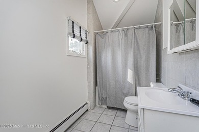 Welcome to this beautifully maintained 3-bedroom, 2 full - photo 31