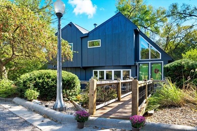 (private lake, pond, creek) Home For Sale in Council Bluffs Iowa