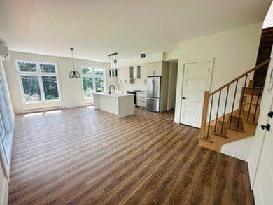 Rare multi-residential building located in picturesque Hudson, a - photo 8