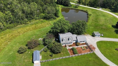 Lake Home For Sale in Damascus, Pennsylvania