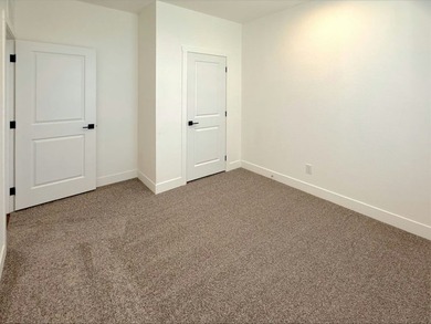 Experience unmatched comfort at On The Greens, a 55+ Active - photo 3
