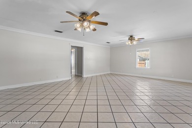 Own your own piece of paradise near the beach! This spacious - photo 11