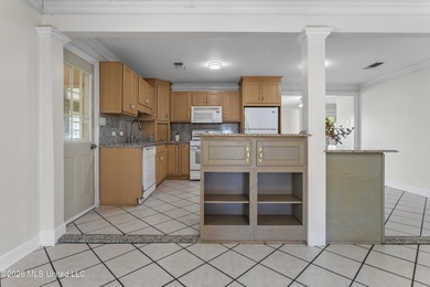 Own your own piece of paradise near the beach! This spacious - photo 17