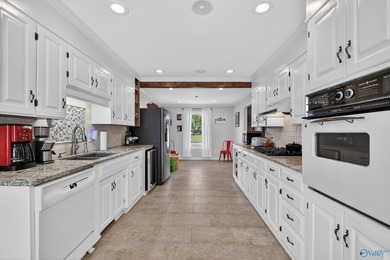 Located in desirable Southeast Huntsville, in Jones Valley - photo 20