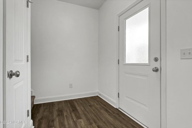 Occupied with Tenant Rights see Agent Remarks. Welcome to the - photo 4