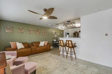 Completely remodeled 3-bedroom, 2-bath home in North Palm Beach! - photo 6