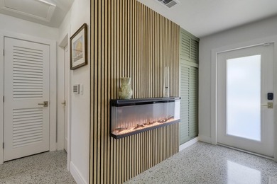 Completely remodeled 3-bedroom, 2-bath home in North Palm Beach! - photo 10