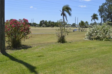 Directly on the golf course, This fabulous 2 bed 2 bath - photo 11