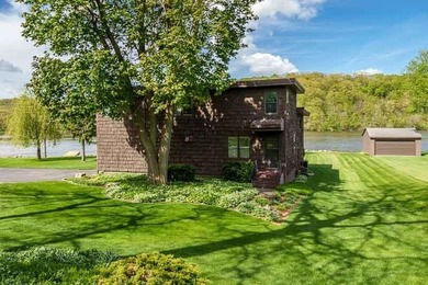 Riverfront Living Starts Here! Enjoy 337 ft of Rock River - photo 16