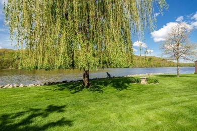 Riverfront Living Starts Here! Enjoy 337 ft of Rock River - photo 22