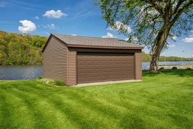Riverfront Living Starts Here! Enjoy 337 ft of Rock River - photo 27