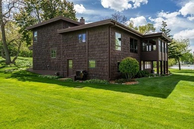 Riverfront Living Starts Here! Enjoy 337 ft of Rock River - photo 29