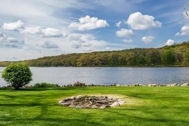 Riverfront Living Starts Here! Enjoy 337 ft of Rock River - photo 32