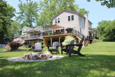 Lake Home For Sale in Pinckney, Michigan