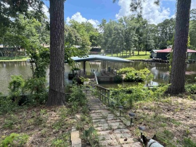 Toledo Bend Lake Home For Sale in Hemphill Texas