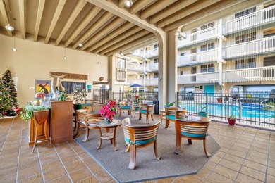 Oceanfront Alii Drive - Top-floor 2 bed 2 bath - Panoramic ocean - photo 23
