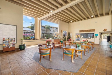 Oceanfront Alii Drive - Top-floor 2 bed 2 bath - Panoramic ocean - photo 24