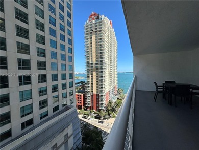 Investor Opportunity in the Heart of Brickell. Spacious 818 Sq