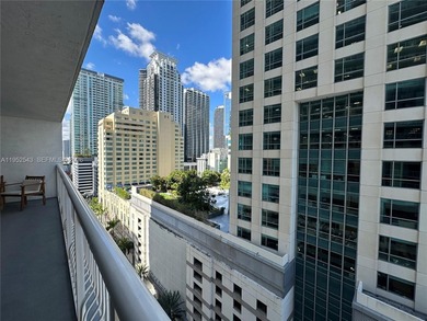 Investor Opportunity in the Heart of Brickell. Spacious 818 Sq