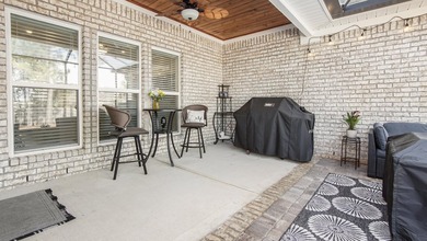 **Like new GOLF CART conveys with an acceptable* offer - photo 36