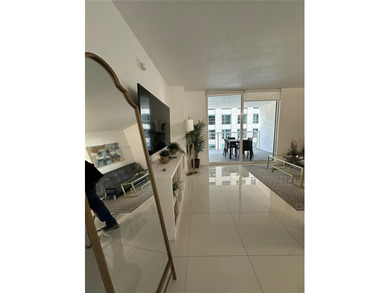 Investor Opportunity in the Heart of Brickell. Spacious 818 Sq