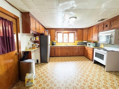 Looking to add a fully rented, cash flowing multi-family - photo 16
