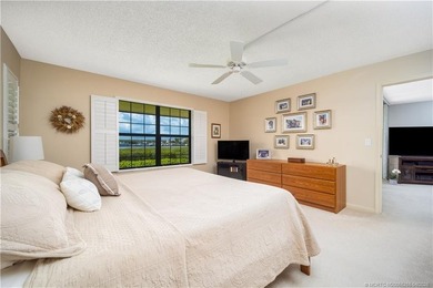 Waterfront end unit has views of Kitching Cove's boating - photo 20