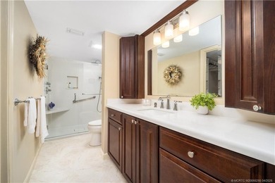 Waterfront end unit has views of Kitching Cove's boating - photo 21