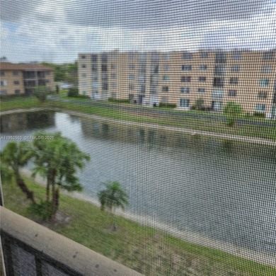 (private lake, pond, coastal) Condo For Sale in Lauderhill Florida