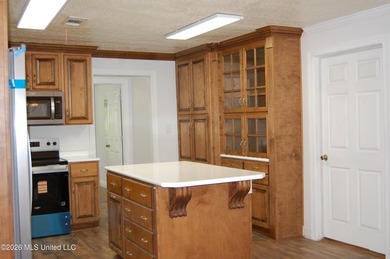 This new renovated two-story home is tucked away on a street - photo 8