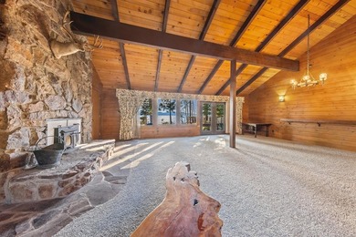 Discover the magic of Tahoe from this inviting lakefront retreat - photo 9