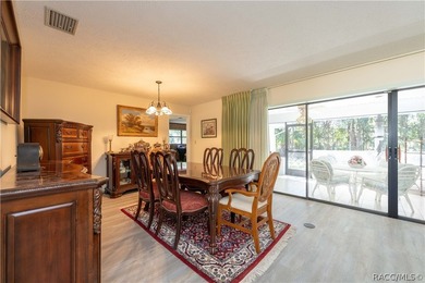Spacious and full of character, this 2,600 sq. ft. mid-century - photo 8