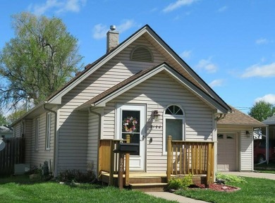 (private lake, pond, creek) Home Sale Pending in Council Bluffs Iowa