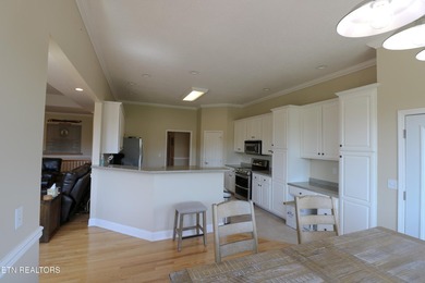 Incredible brick ranch home on Woodlake Golf course! Sits on top - photo 12