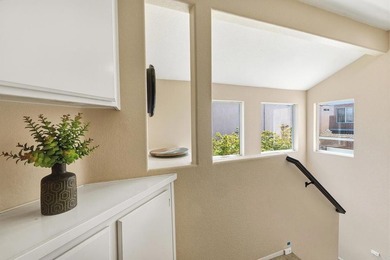 Welcome to this 3 bedroom, 2.5 bath detached townhome in the - photo 19