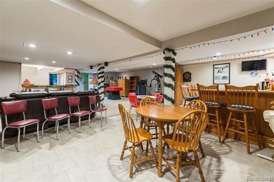 4,129 FINISHED SQFT AT $128/SQFT - ONE OF THE BEST VALUES IN - photo 20