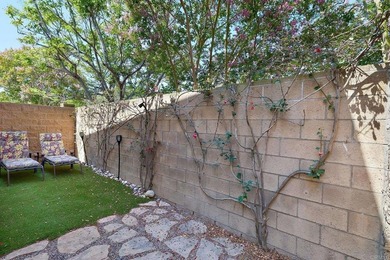 Welcome to this 3 bedroom, 2.5 bath detached townhome in the - photo 22