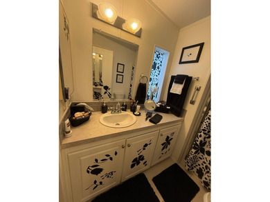 This unique floor plan offers a 2-master bedroom split plan with - photo 22