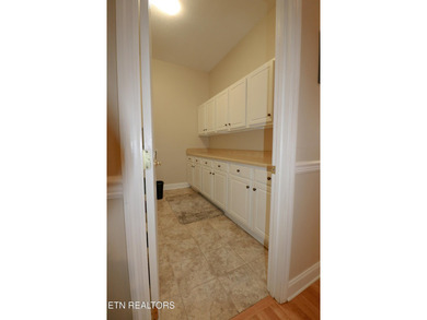 Incredible brick ranch home on Woodlake Golf course! Sits on top - photo 25