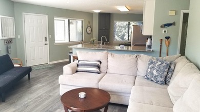 Add This 1 To Your List. Stylishly Furnished 2 BR Condo. Updated - photo 31