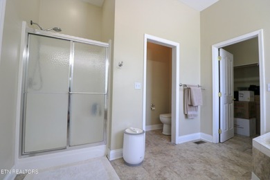 Incredible brick ranch home on Woodlake Golf course! Sits on top - photo 33