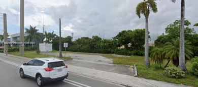The Keyes Company exclusively offers this unique opportunity to - photo 3