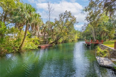 CUSTOM WATERFRONT HOME AND NEVER FLOODED! Built in 2006, this - photo 2