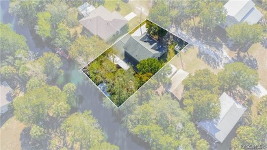 CUSTOM WATERFRONT HOME AND NEVER FLOODED! Built in 2006, this - photo 7