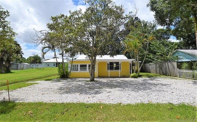St. Lucie River Home For Sale in Palm City Florida