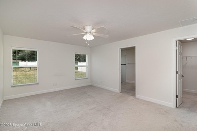 Practically NEW and MOVE IN READY NOW, this 4 BEDROOM, 2 Bath, 2 - photo 11