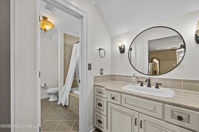 Prime waterfront home in Riverview situated on a rare double lot - photo 13