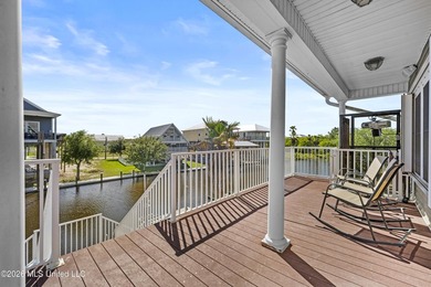 Prime waterfront home in Riverview situated on a rare double lot - photo 23